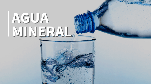 bebidas sin alcohol agua mineral